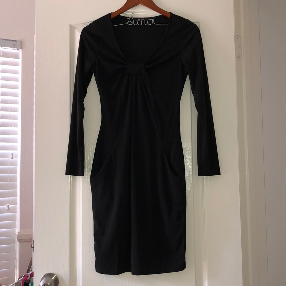 Long Black Dress with Pockets!
